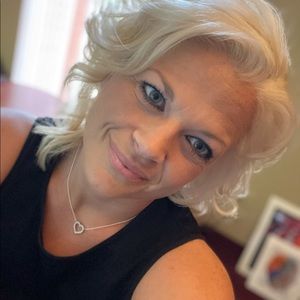 Meet your Posher, Joanna